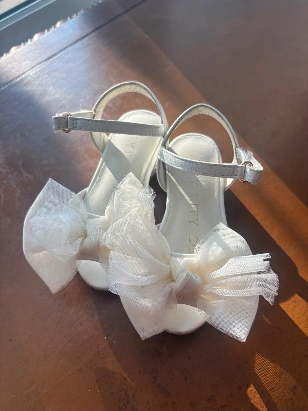 Ivy City Co Ivory Tulle Bow Kids Sandals